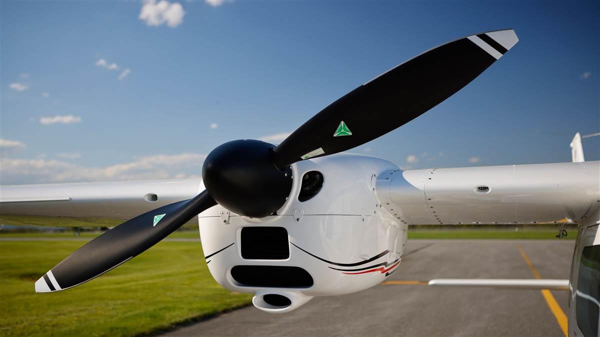 Does AOPA Finance Engines And Propellers? - Aviation Finance | AOPA