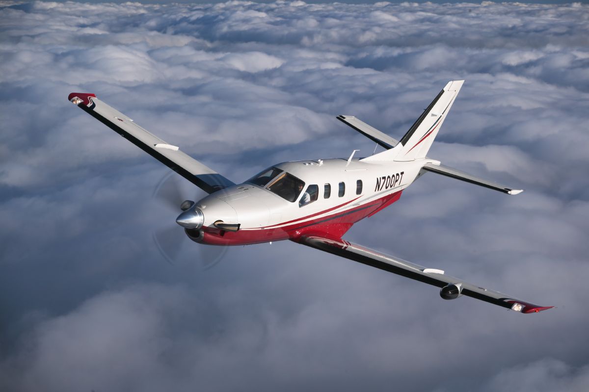Financing an Aircraft? Six Reasons to Call a Broker