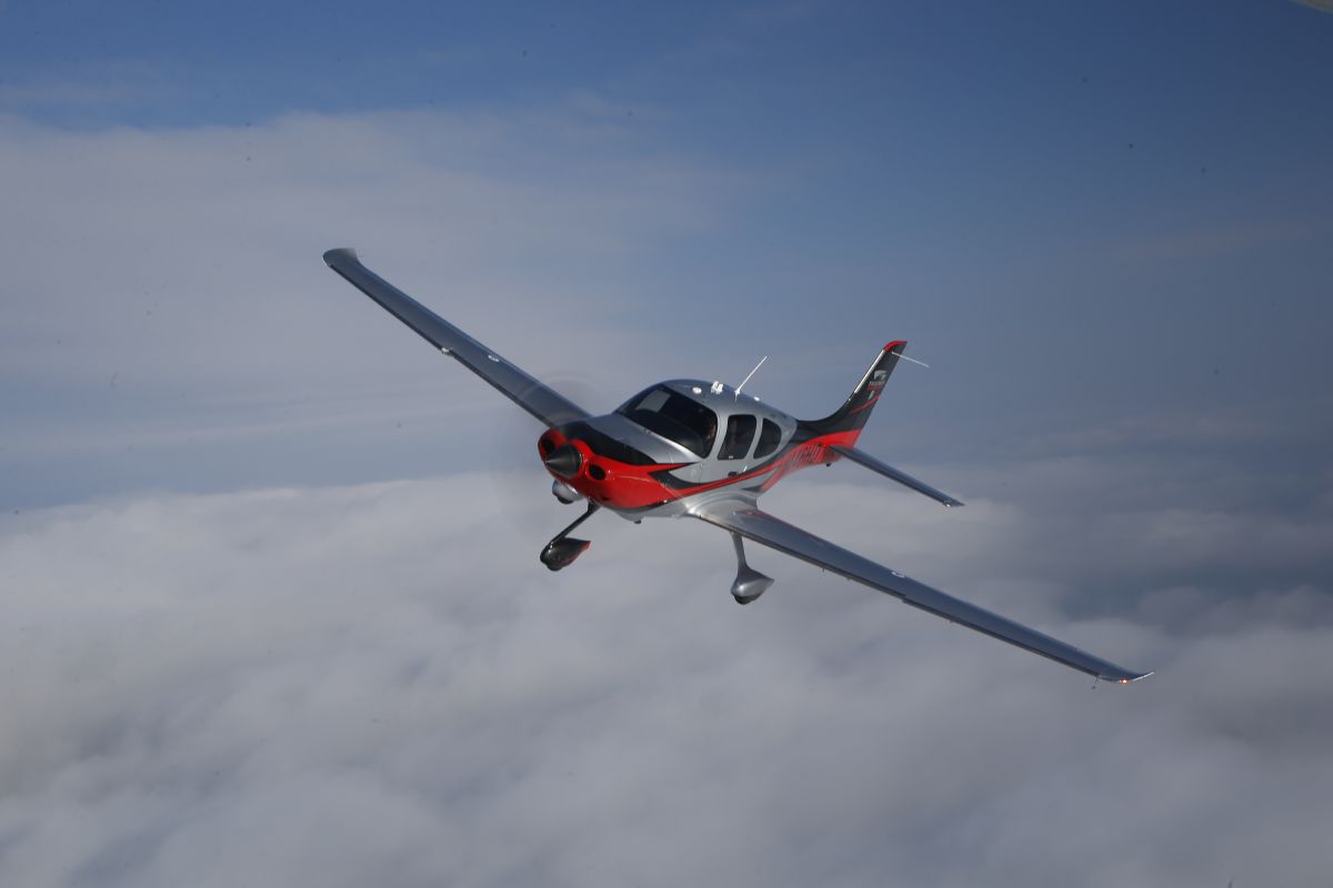 Top 5 High-End Piston Aircraft Purchased in 2020